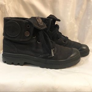 Palladium Baggy Canvas Boot, Size 5 ½, Black